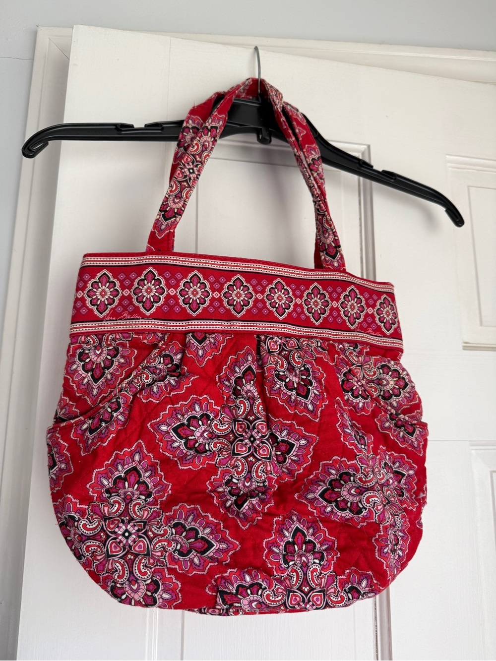 Vera Bradley frankly scarlet shoulder bag